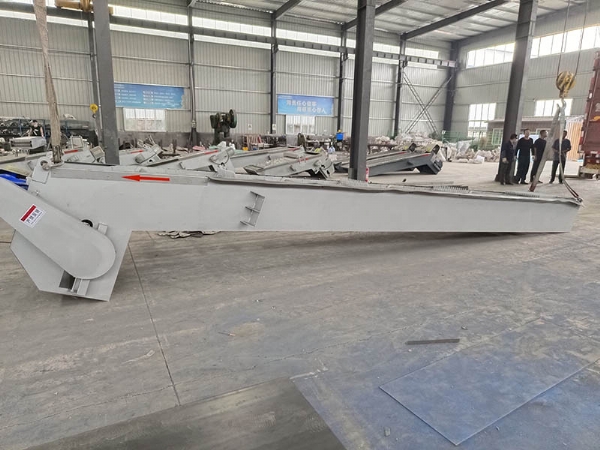 反撈式格柵機(jī)